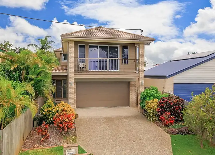 82 Besham Pde, Wynnum QLD 4178