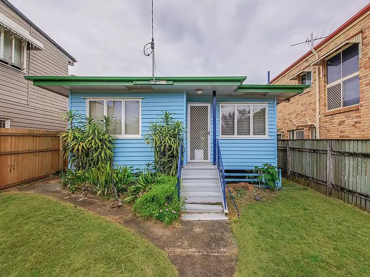 Second view of Homely house listing, 21 Berrima St, Wynnum QLD 4178