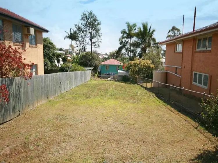 74 Ernest Street, Manly QLD 4179