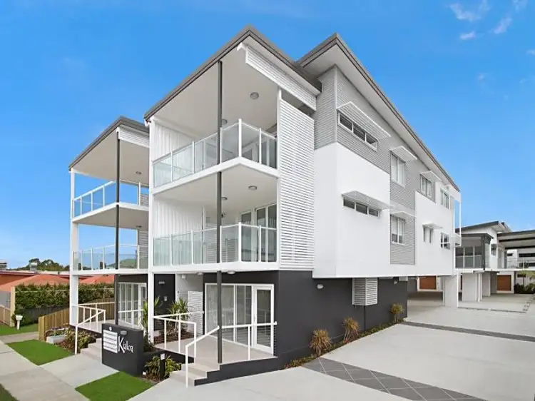 Third view of Homely apartment listing, 15 Fox St, Wynnum QLD 4178