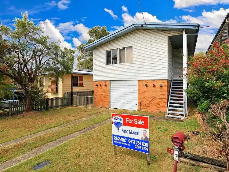18 Wilfred St, Lota QLD 4179
