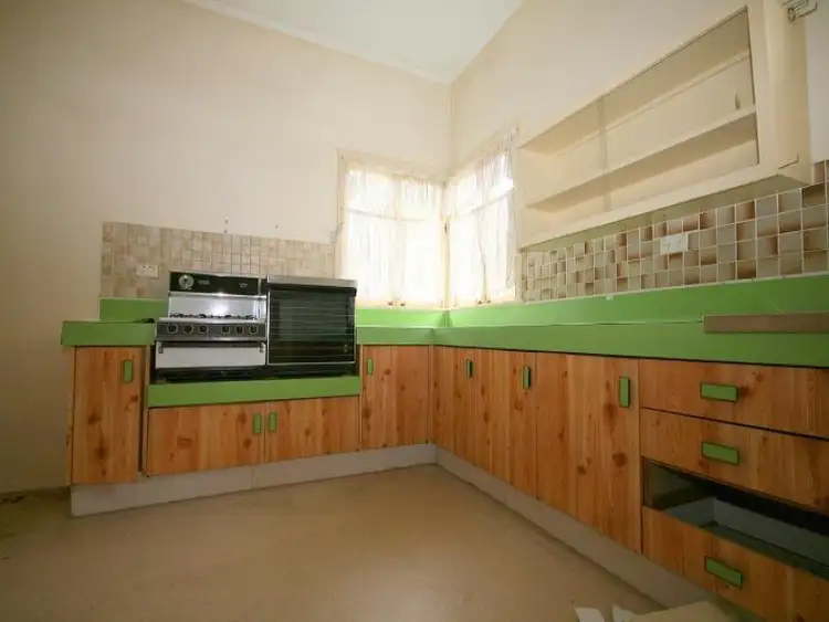 Sixth view of Homely house listing, 130 Singer  St, Wynnum QLD 4178