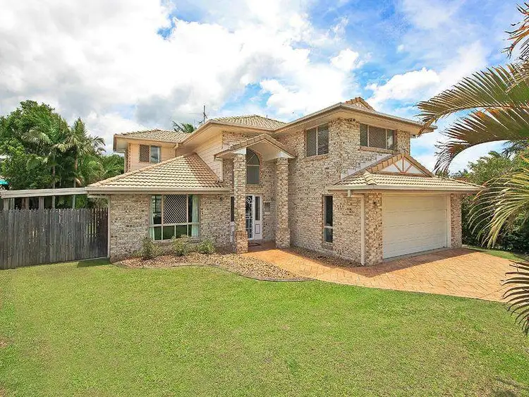 15 Schooner Cct, Manly West QLD 4179