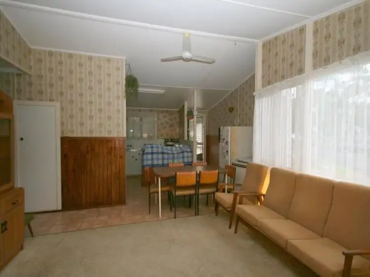 Sixth view of Homely house listing, 16 Banoon Dr, Wynnum QLD 4178
