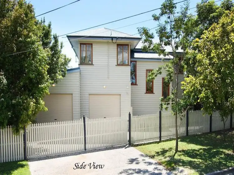 155 Oceana Tce, Lota QLD 4179