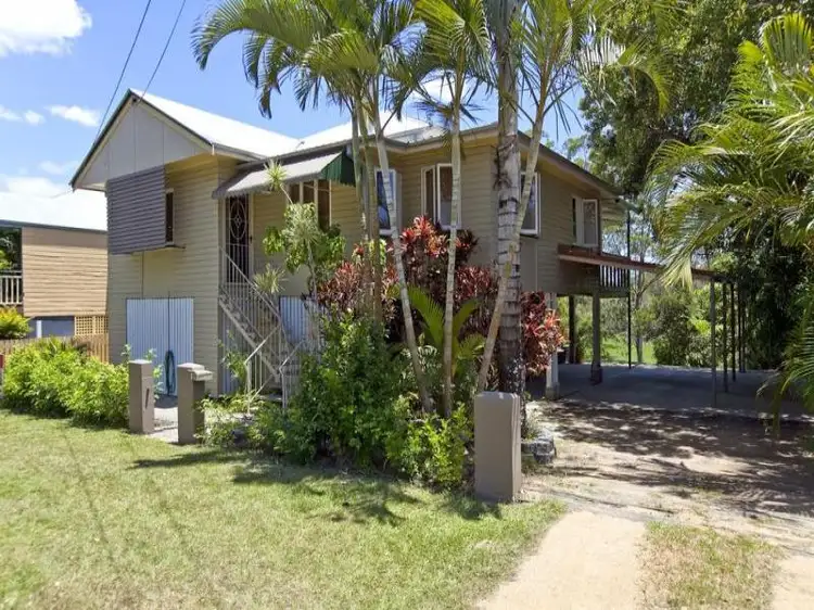 Second view of Homely house listing, 18 Bay Tce, Wynnum QLD 4178