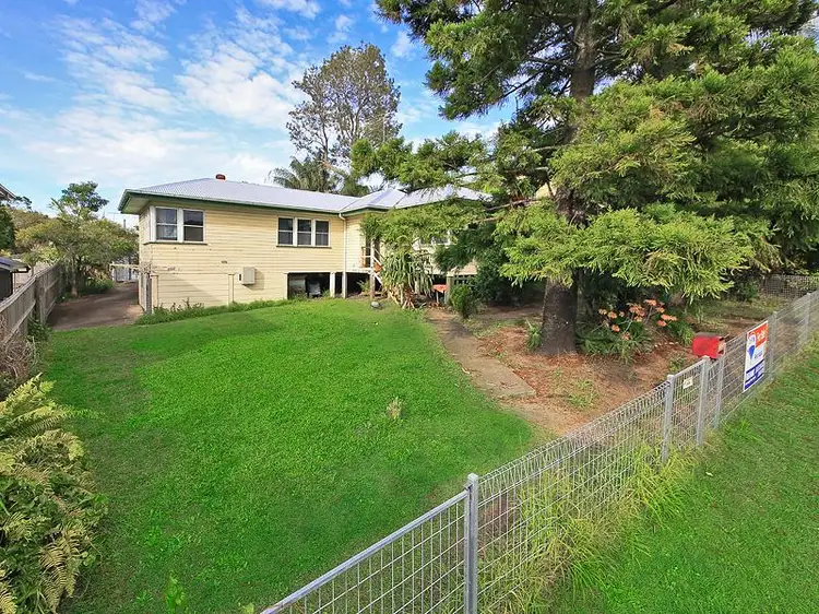 32 Shepherd St, Wynnum QLD 4178