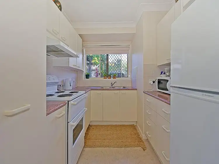 Seventh view of Homely unit listing, 3/36 Besham Pde, Wynnum QLD 4178