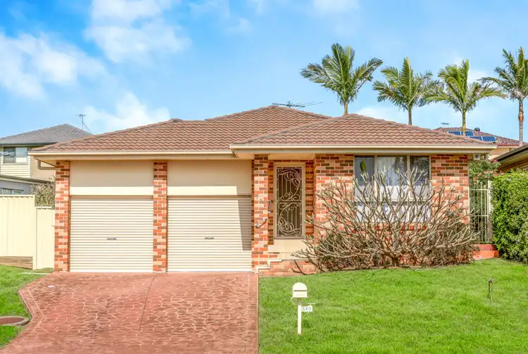 137 Kellerman Drive, St Helens Park NSW 2560