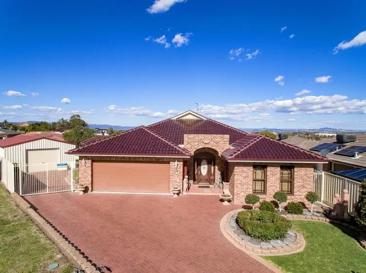 Main view of Homely house listing, 21 Merrinnee Place, Tamworth NSW 2340