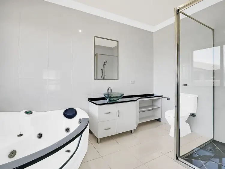 Fifth view of Homely house listing, 9 New Forest Road, Zilzie QLD 4710