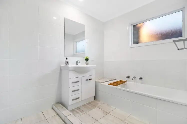 Seventh view of Homely house listing, 2 Monteith Street (6 Prudence Street), Robertson QLD 4109