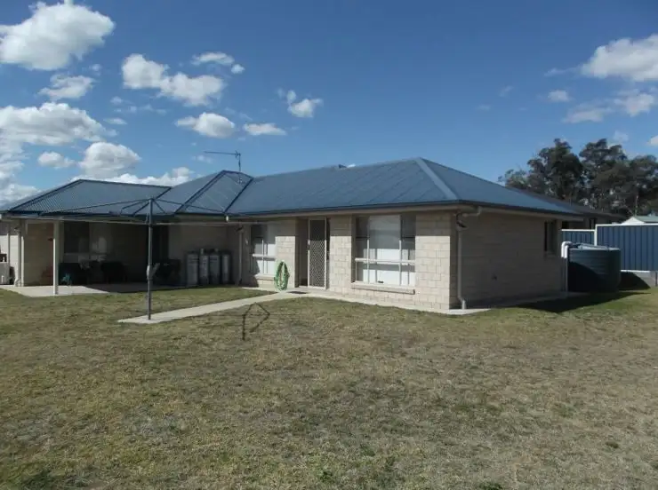 Second view of Homely house listing, 25 Barton Street, Stanthorpe QLD 4380