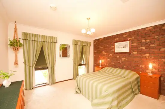 Fourth view of Homely house listing, 5 Rowen Crt, Lavington NSW 2641