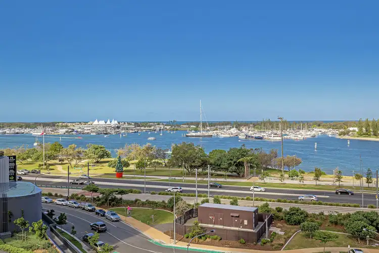 1005/4 Como Crescent, Southport QLD 4215