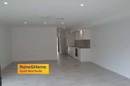 Fifth view of Homely townhouse listing, 1/9 John Shaw Close, South West Rocks NSW 2431