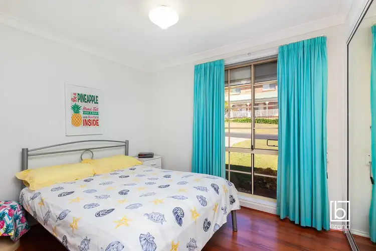 Sixth view of Homely house listing, 2/2 Holly Close, Lake Haven NSW 2263