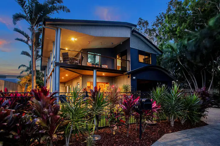 13/4 Bourke Street, Blacks Beach QLD 4740
