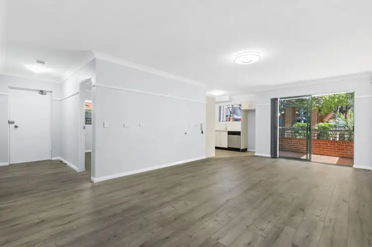 Third view of Homely unit listing, 6/152-156 Station Street, Wentworthville NSW 2145