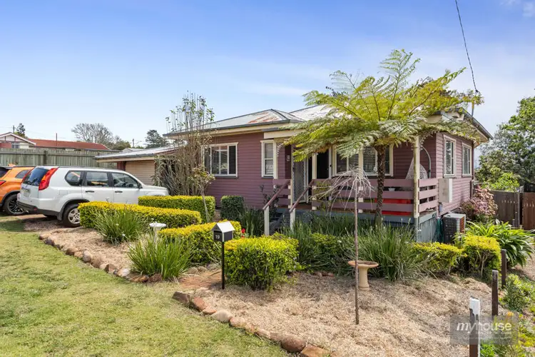 19 Norah Street, Centenary Heights QLD 4350