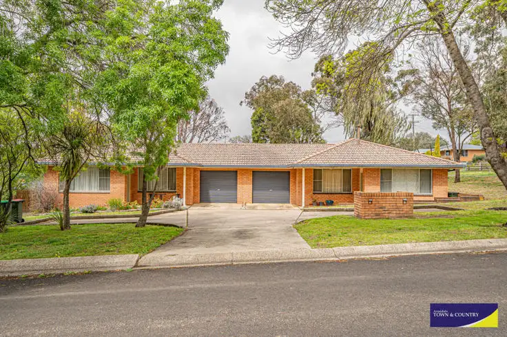 Main view of Homely semi-detached listing, 1-2/21 Chestnut Avenue, Armidale NSW 2350