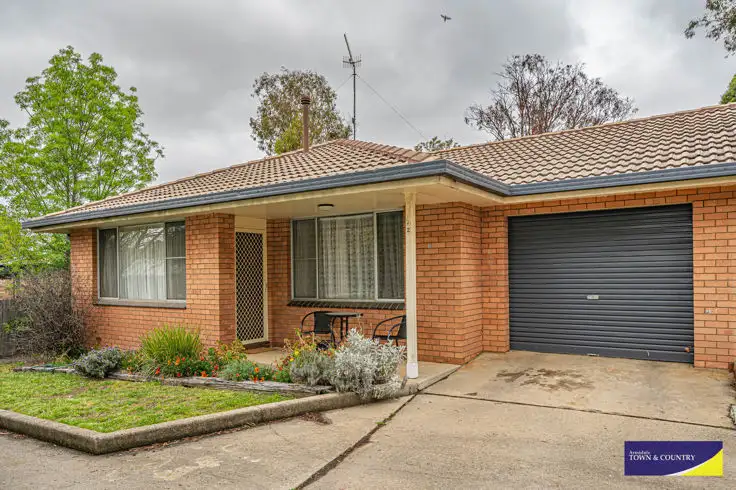Second view of Homely semi-detached listing, 1-2/21 Chestnut Avenue, Armidale NSW 2350