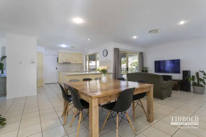 Sixth view of Homely house listing, 8 Highgreen Place, Thornlands QLD 4164