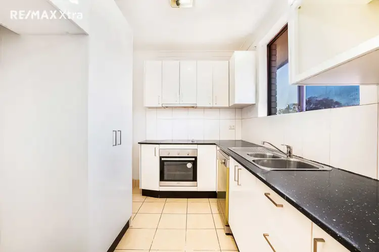 9/16 Drummond Street, Warwick Farm NSW 2170