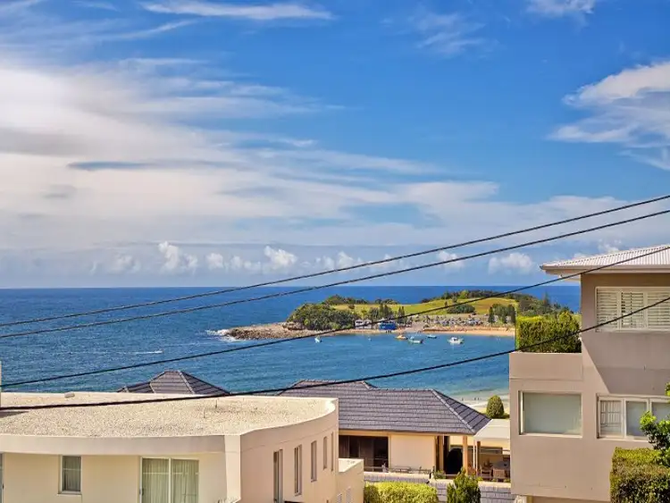 Fourth view of Homely unit listing, 3/11 Barnhill Road, Terrigal NSW 2260