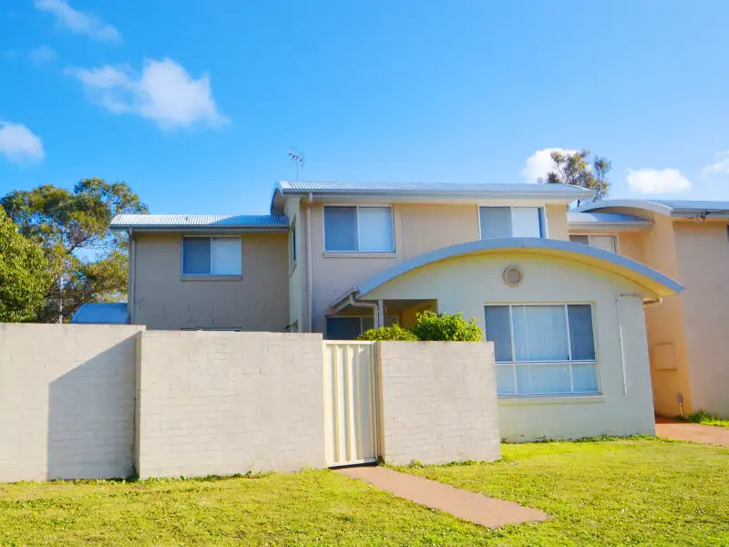 Main view of Homely townhouse listing, 1/185 Bateau Bay Road, Bateau Bay NSW 2261