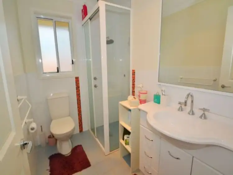 Fifth view of Homely townhouse listing, 1/185 Bateau Bay Road, Bateau Bay NSW 2261