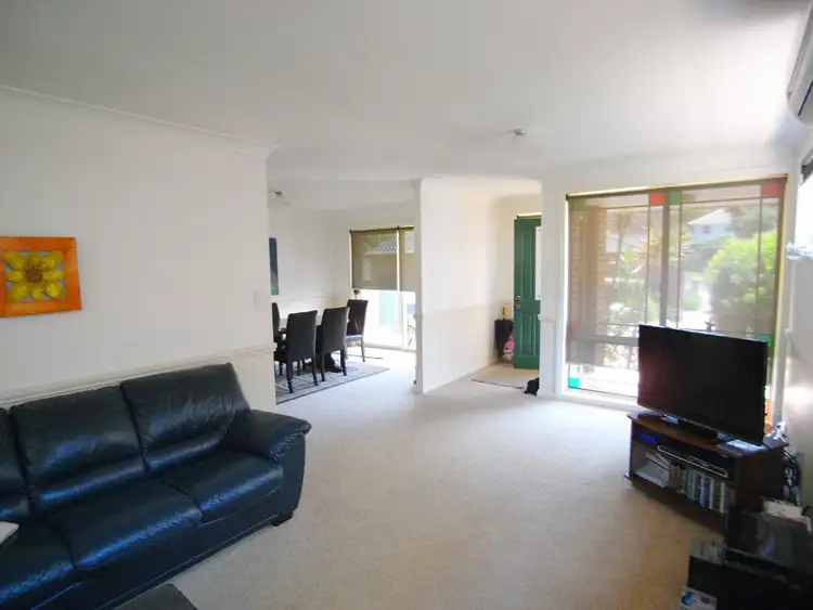 Second view of Homely house listing, 2/18 Barrington Rd, Terrigal NSW 2260