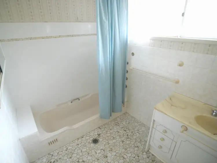 Fifth view of Homely house listing, 32 Dalpura Rd, Wamberal NSW 2260