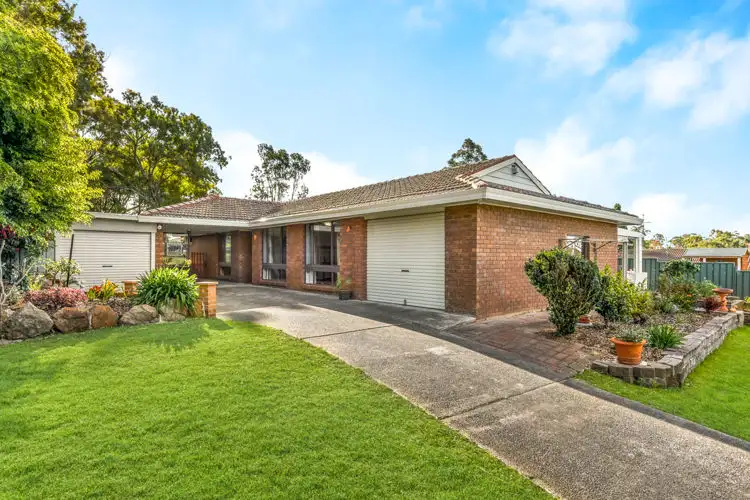 8 Peat Close, Eagle Vale NSW 2558