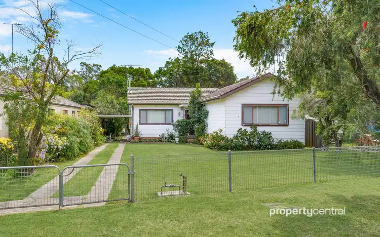 8 Park Avenue, Kingswood NSW 2747