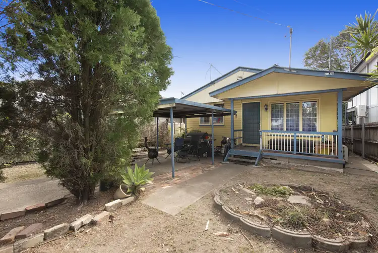 108 Shrapnel Rd, Cannon Hill QLD 4170