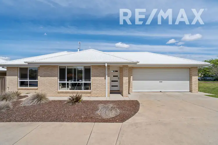 2/80 Messenger Avenue, Boorooma NSW 2650