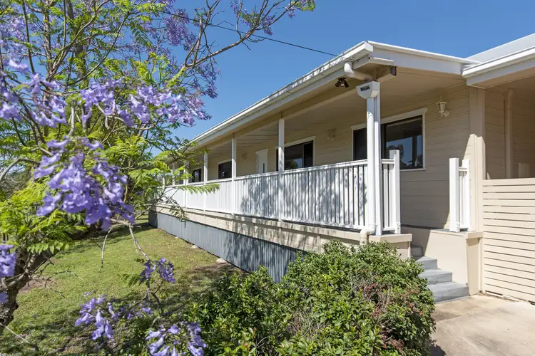 1 Neville Street, Meringandan West QLD 4352
