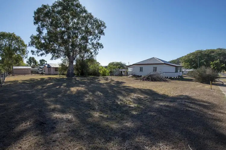 18 King Street, Greenmount QLD 4359
