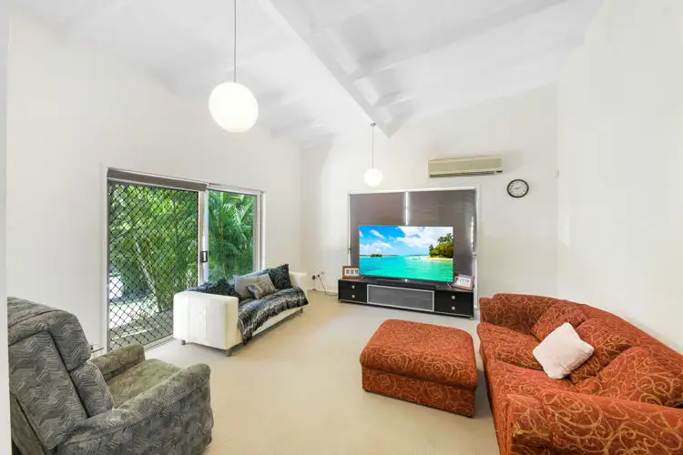 5 Flinders Avenue, Nambour QLD 4560