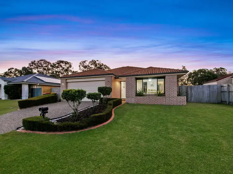 7 Pinewood Street, Wynnum West QLD 4178