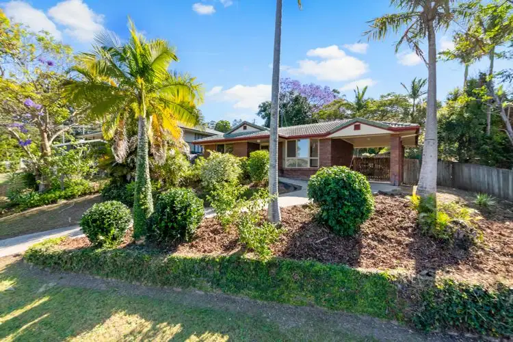 4 Vincent Drive, Nambour QLD 4560