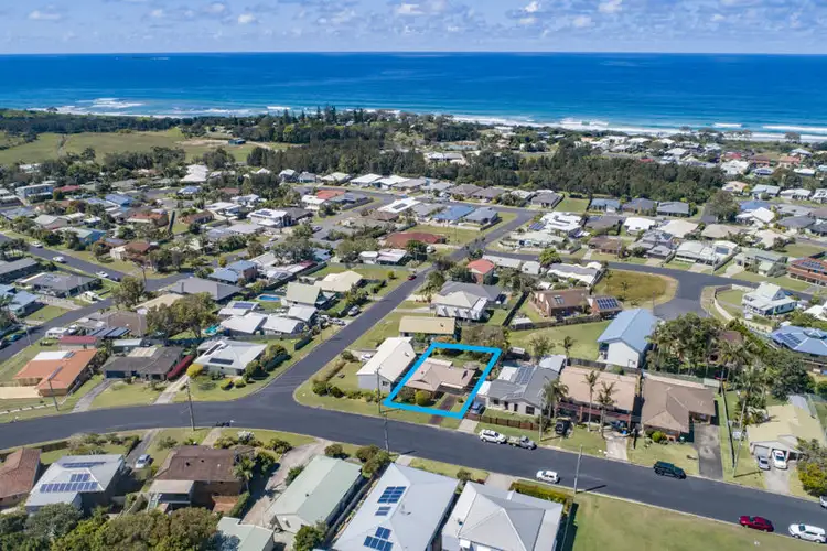 Second view of Homely house listing, 25 Eileen Drive, Corindi Beach NSW 2456