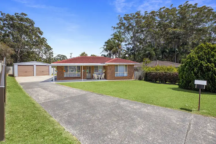 18 Walsh Cl, Toormina NSW 2452