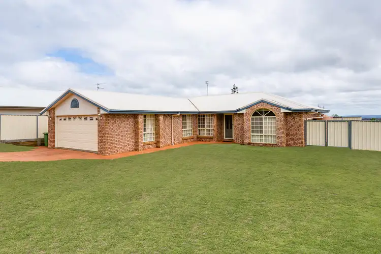 18 Kalimna Drive, Highfields QLD 4352
