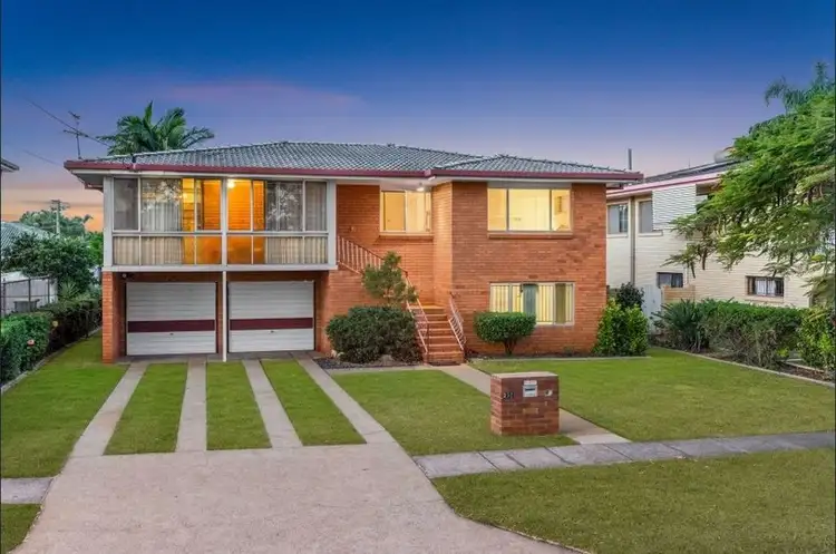 230 Randall Road, Wynnum West QLD 4178