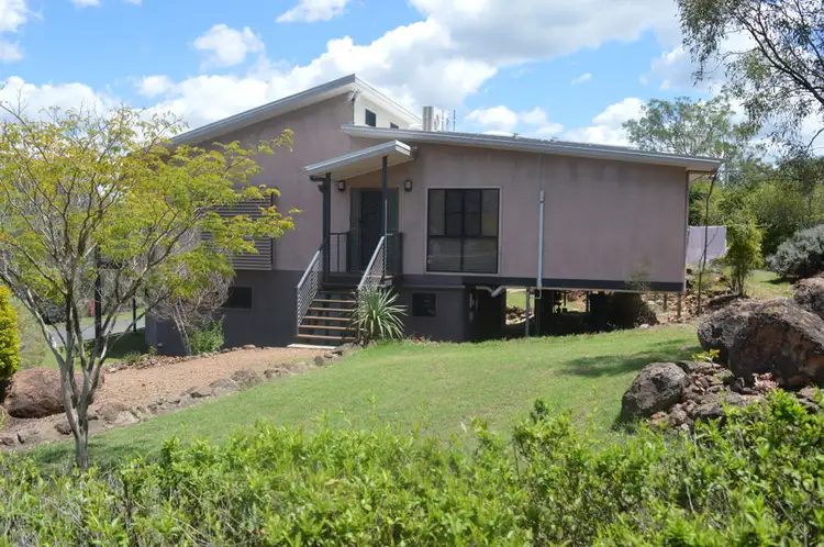 55 Valley View Drive, Meringandan West QLD 4352