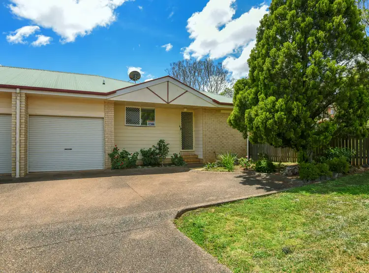 Main view of Homely unit listing, 2/5 Beer Court, Kearneys Spring QLD 4350