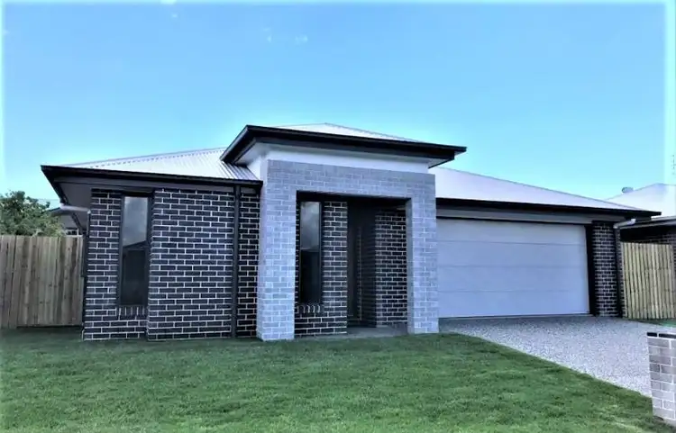 Second view of Homely house listing, 25 Sailaway Circuit, Eli Waters QLD 4655