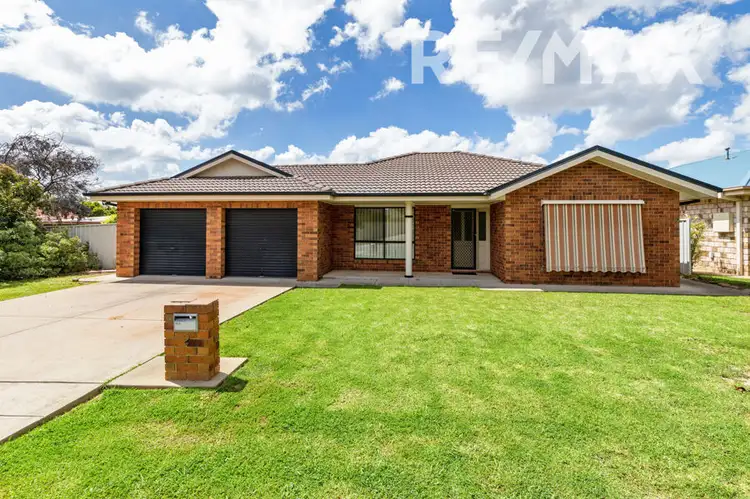 2 Giwang Place, Glenfield Park NSW 2650